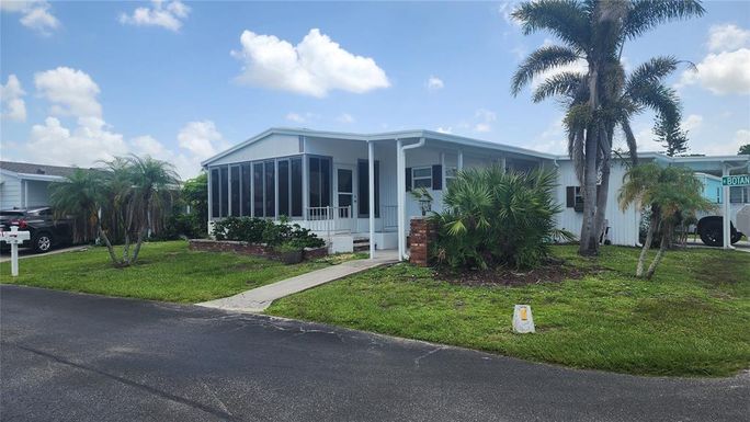 10 S BOTANY BAY CIRCLE