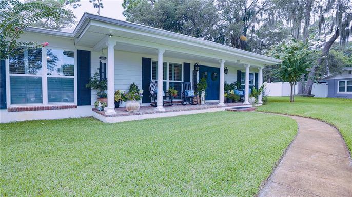 111 KINGSWOOD COURT