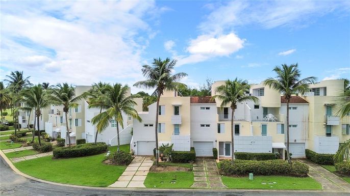 15 1 Villas del Golf Oest KENEDY UNIT 175