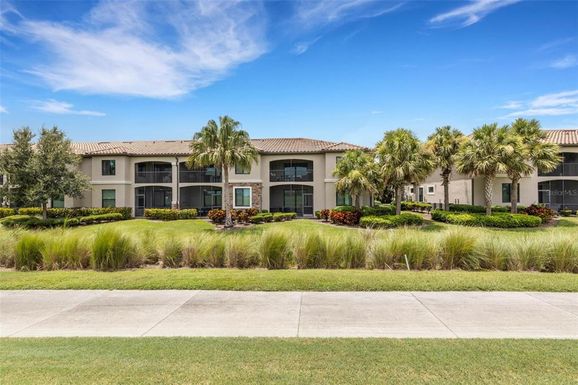 5518 PALMER CIRCLE UNIT 201