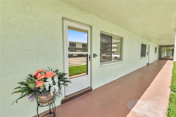 1130 N LAKE PARKER AVENUE UNIT A103