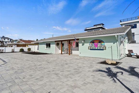 1185 SHORE VIEW DRIVE