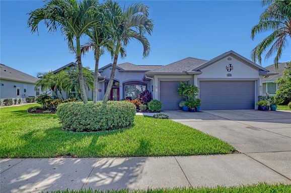 4372 FLETCHER LANE