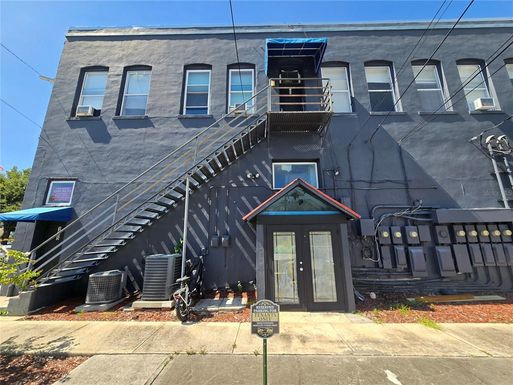 105 E COURT STREET UNIT 105