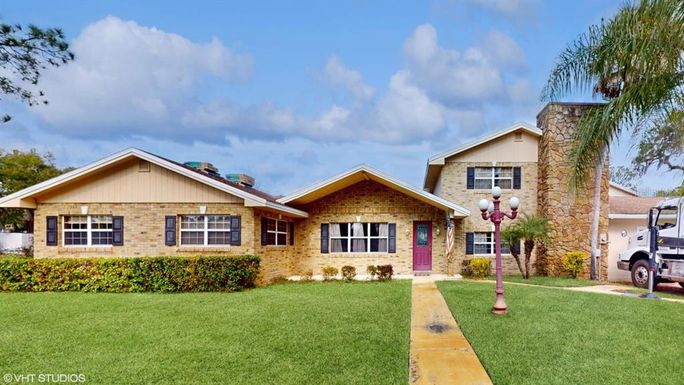 2520 EL RANCHO DRIVE