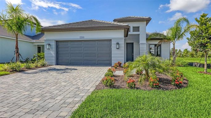 2234 LADY PALM LOOP
