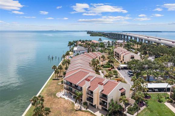 7540 SUNSHINE SKYWAY LANE S UNIT 121