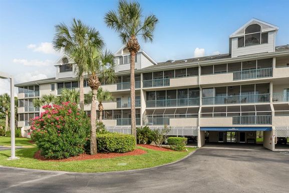 5557 SEA FOREST DRIVE UNIT 118