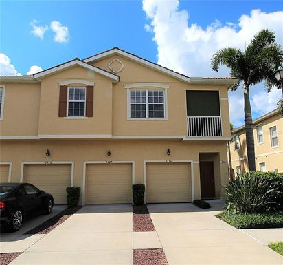 3420 PARKRIDGE CIRCLE UNIT 34-204