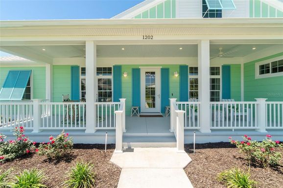 1202 FIESTA KEY CIRCLE