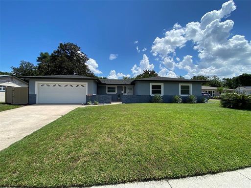 7 HITCHING POST LANE