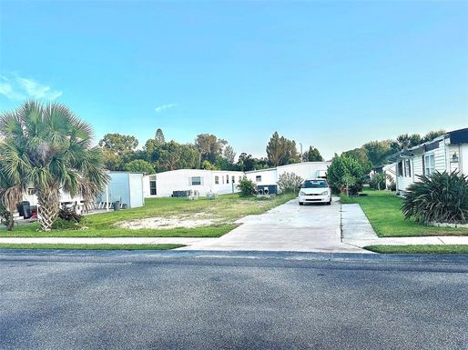 6100 62ND AVENUE N UNIT 12