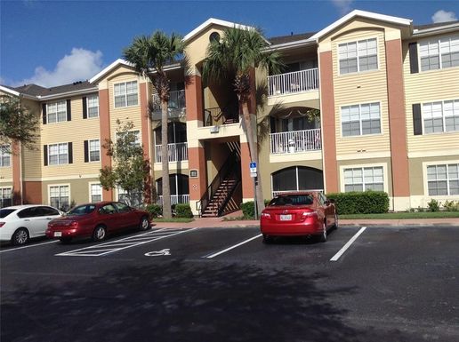 1920 SUMMER CLUB DRIVE UNIT 214