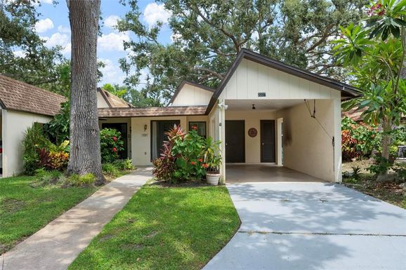 2227 CIRCLEWOOD DRIVE UNIT 52