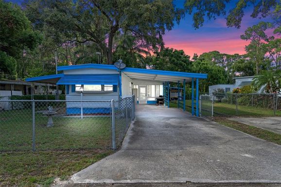 15423 SANTA FE TRAIL