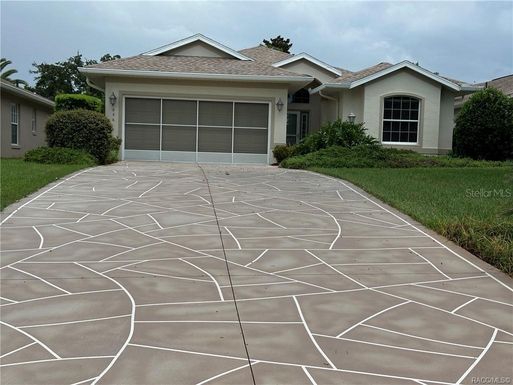 1826 W SHANELLE PATH