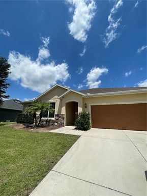 2902 SOUTHERN PINES LOOP