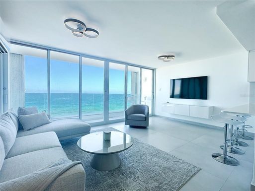 1035 Ashford MIRADOR DEL CONDADO UNIT 204