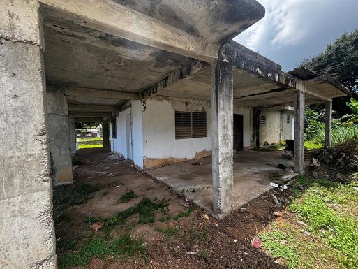 7 SAINT JUST UNIT 40