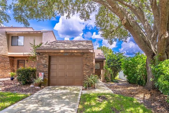 3938 VILLAS GREEN CIRCLE