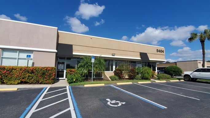 5404 HOOVER BOULEVARD UNIT 4