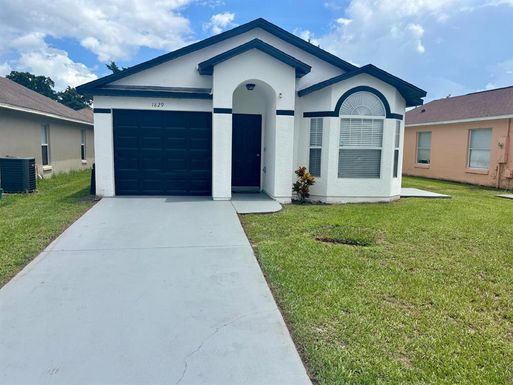 1829 LACY LANE