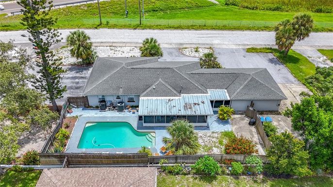 4820 WELCH CAUSEWAY