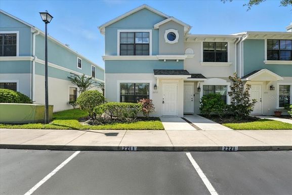 2211 TRILLIUM PARK LANE