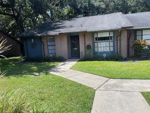 2919 DUCHESS OAK COURT