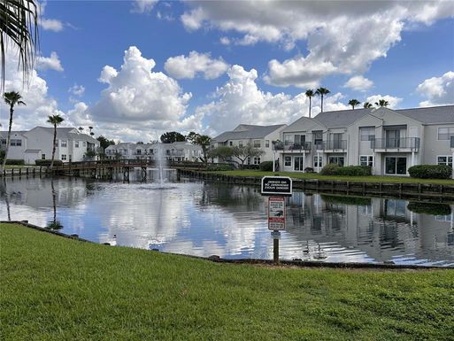 2524 WOODGATE BOULEVARD UNIT 206