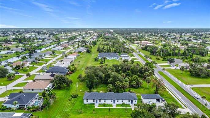 260 ROTONDA BOULEVARD W UNIT 3