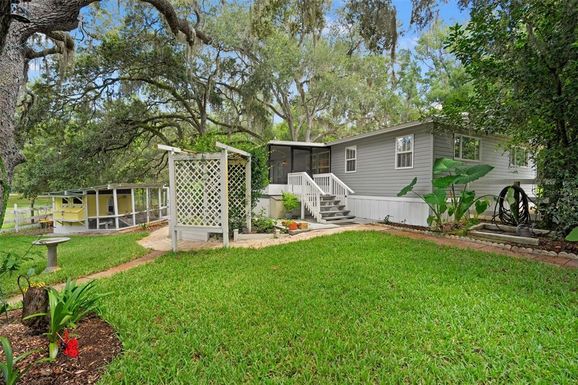 785 E STOCKTON STREET