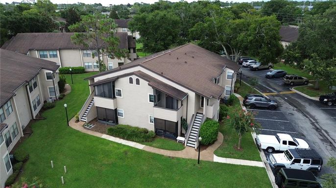 3019 ANTIQUE OAKS CIRCLE UNIT 124