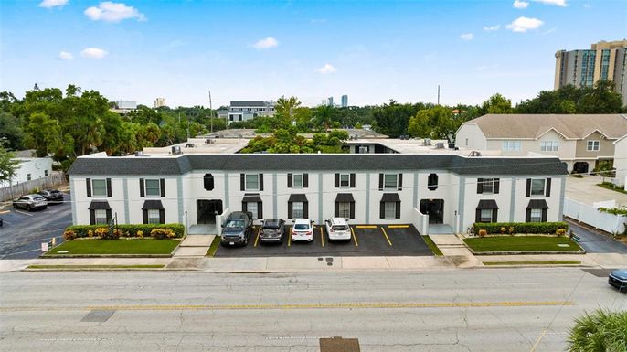 2808 W AZEELE STREET UNIT 117