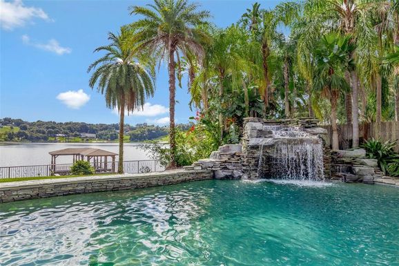 1105 LAKE NETTIE DRIVE