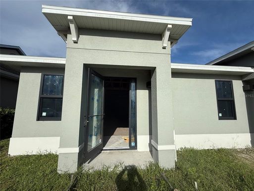 600 LEXINGTON GREEN LANE