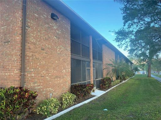 111 AIRPORT AVENUE W UNIT 107