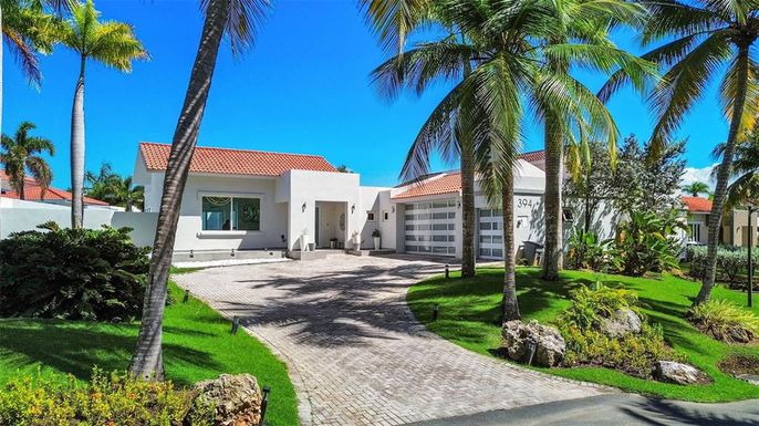 394 DORADO BEACH EAST