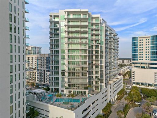 301 QUAY COMMON UNIT 710