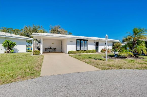 521 CIRCLEWOOD DRIVE UNIT Q11