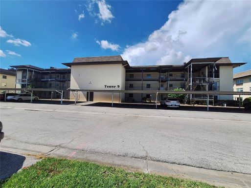 4518 GARNET DRIVE UNIT 202