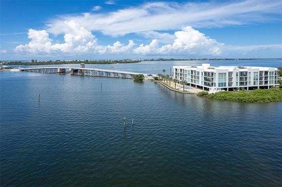 1375 BEACH ROAD UNIT 309