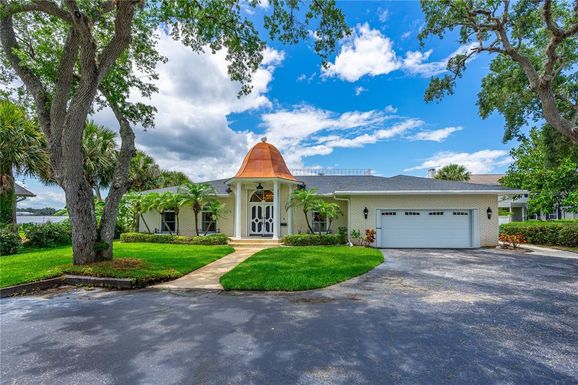 920 JOHN ANDERSON DRIVE