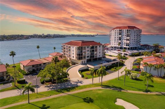 6279 SUN BOULEVARD UNIT 602