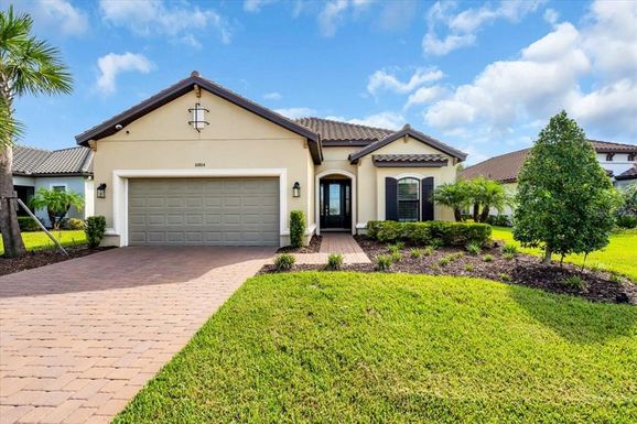 10804 WICKER PARK PLACE