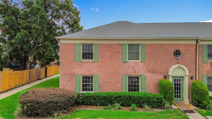 200 GEORGETOWN DRIVE UNIT C