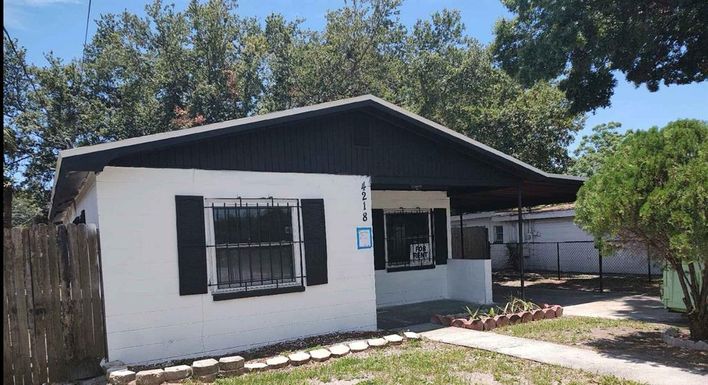 4218 W NASSAU STREET