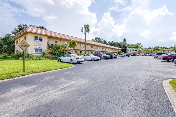 2003 GREENBRIAR BOULEVARD UNIT 16