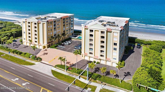 1085 HIGHWAY A1A UNIT 1202