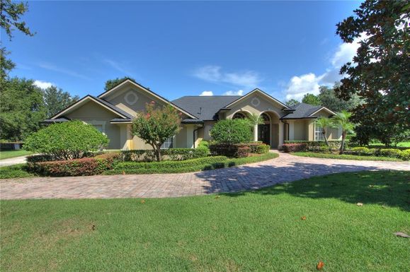 9641 CROWN PRINCE LANE